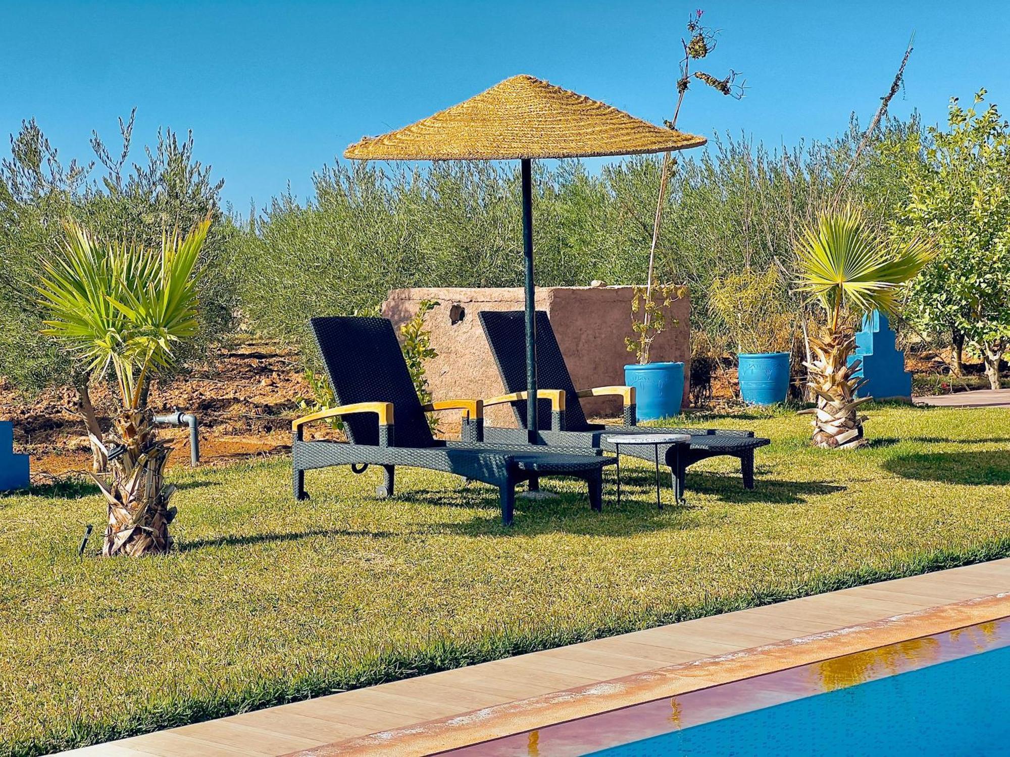 Family Villa With Swimming Pool And A Wonderful Mountain View マラケシュ エクステリア 写真