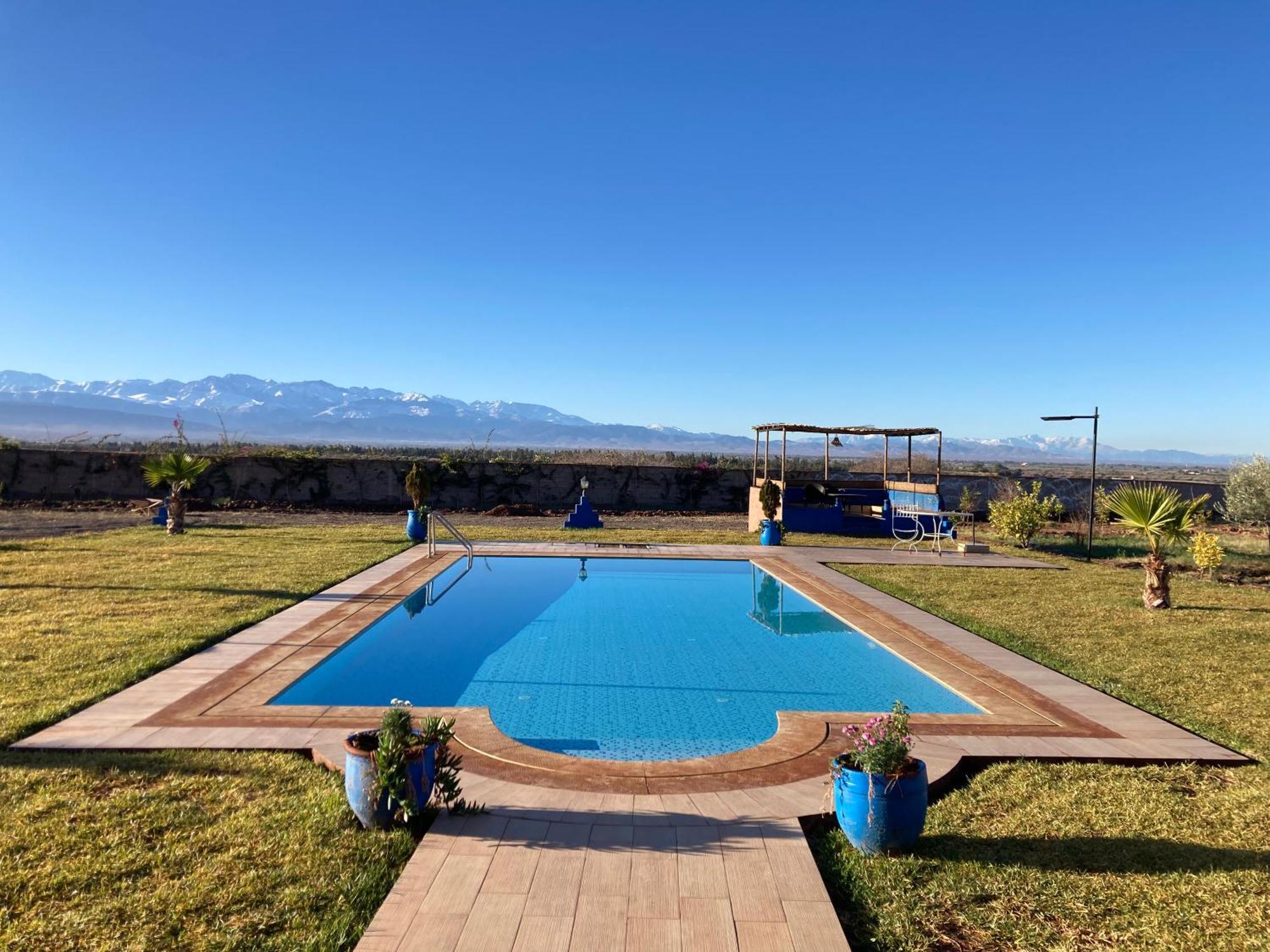 Family Villa With Swimming Pool And A Wonderful Mountain View マラケシュ エクステリア 写真